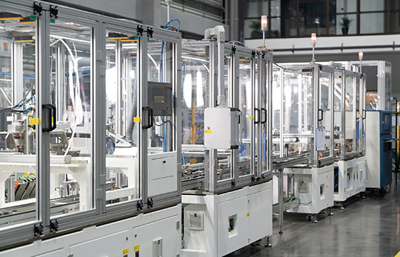 Evita la pérdida de rendimiento causada por la incisión láser al fabricar medias celdas durante la producción del módulo.