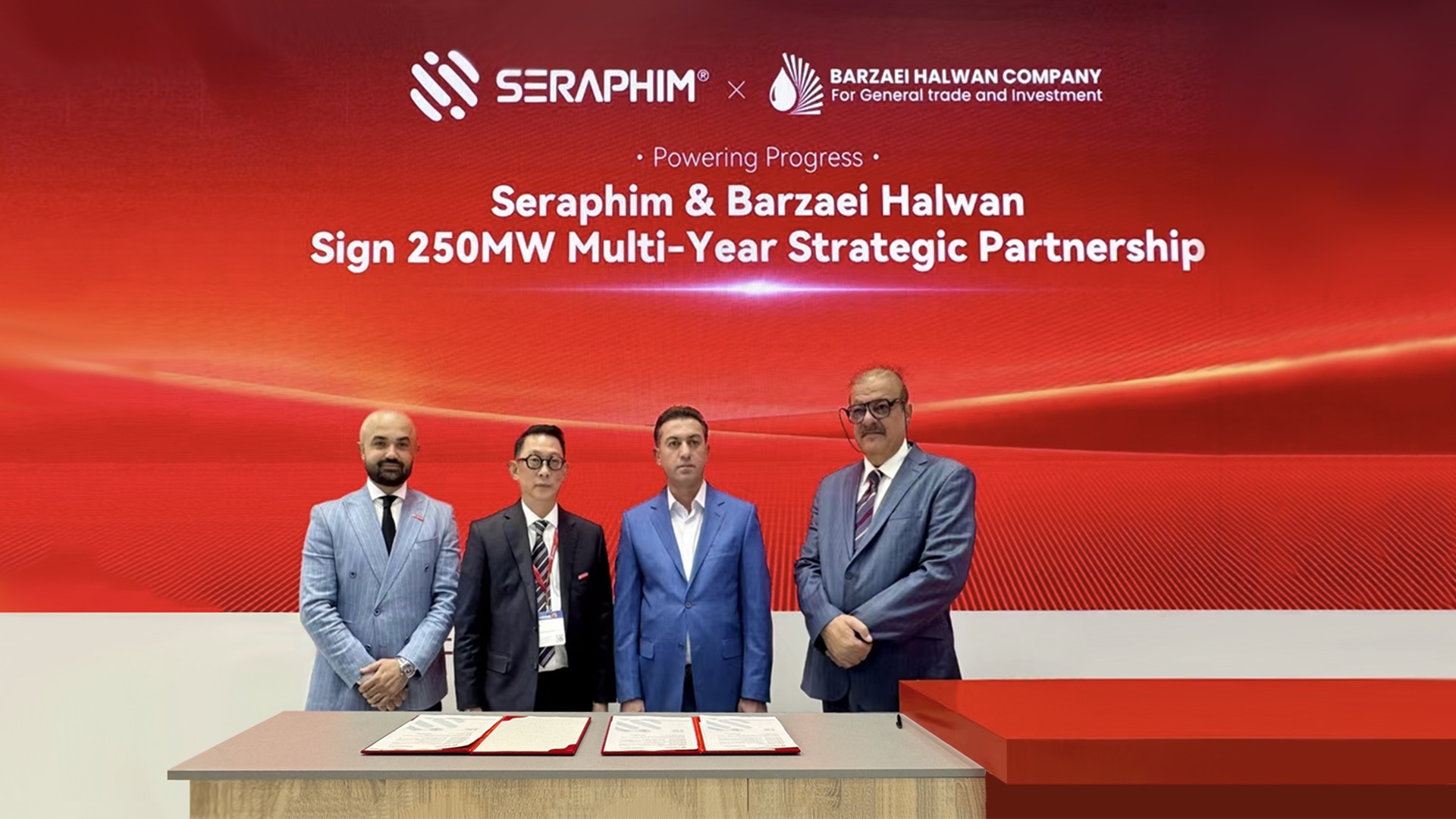 Seraphim y Barzaei Halwan firman un acuerdo marco de 250MW en Intersolar Europe 2025